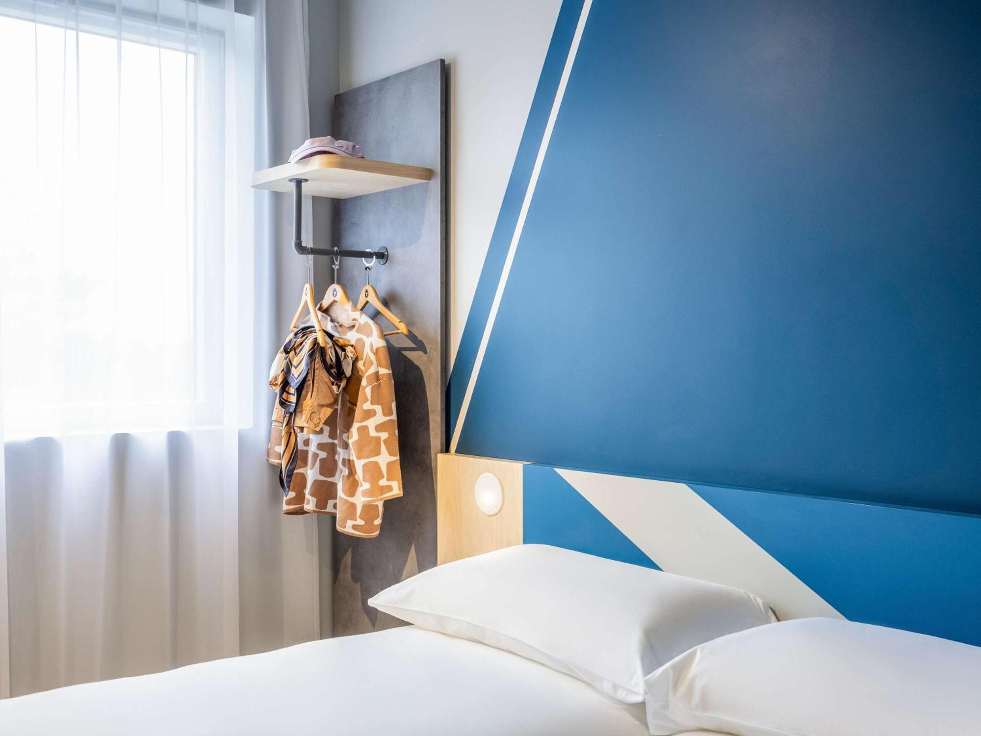 Ibis Budget Arlon Porte Du Luxembourg Екстер'єр фото